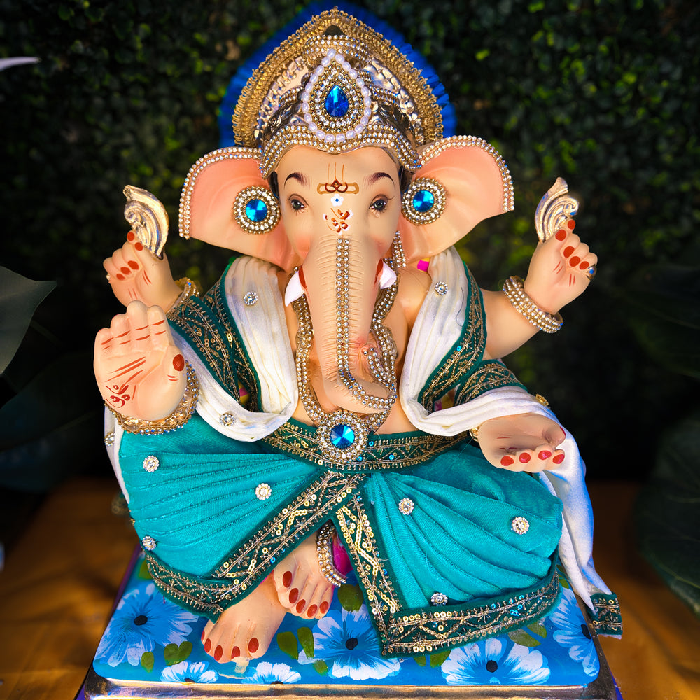 18-inch Ganesh [Blue-Dhoti-Mukut]